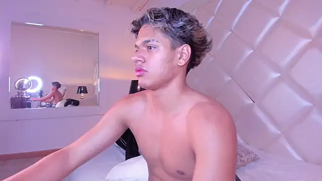Marco_deluxe webcam
