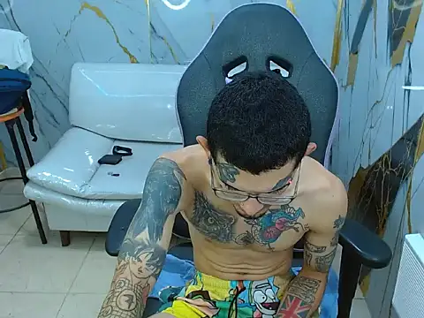 Boy_tatto77 webcam