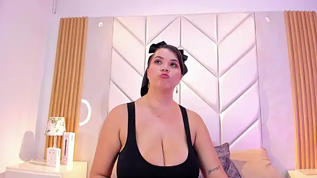 Samanta_Rave webcam