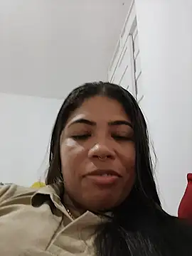 IndiaPozuda_ webcam