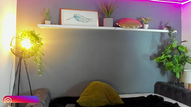 Kira_Exe_ webcam