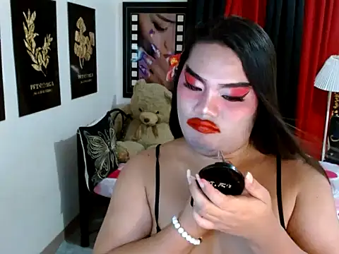 TSbrianaHugeCock webcam