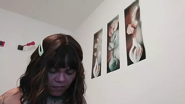 Unylynuralove - Trans webcam sex chat