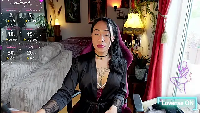 Shomariviita - Trans webcam sex chat