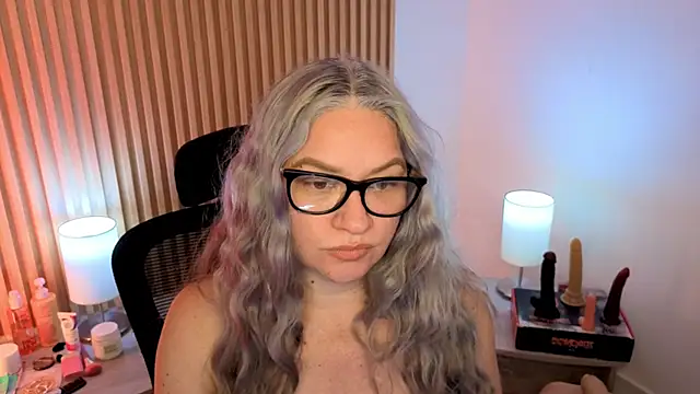 MarianL0ve webcam