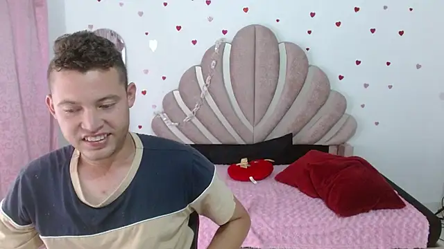 sven_fox723 webcam