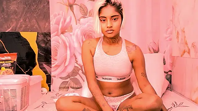 indian_barbie webcam