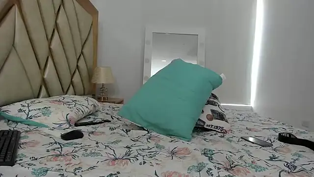 briana_wonder69xxx live sex cam