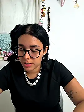 Annya-sweet webcam