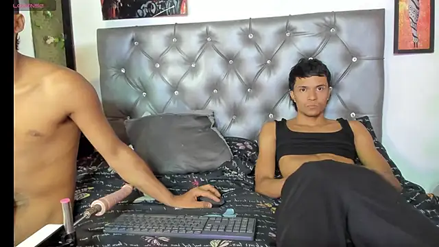 xxKamadevaxx webcam