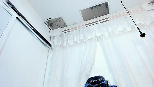 Cleopatra_Trans webcam
