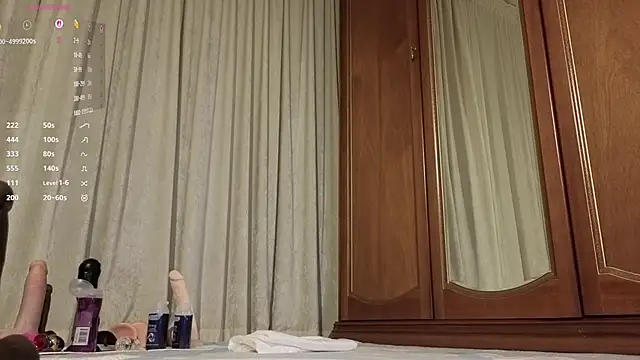 Crazy1One webcam