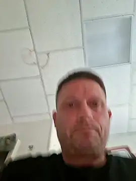 curiouscock38 webcam