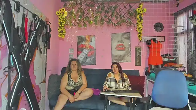 lesbiancuple webcam