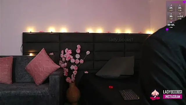 kathieandpovcock1 webcam