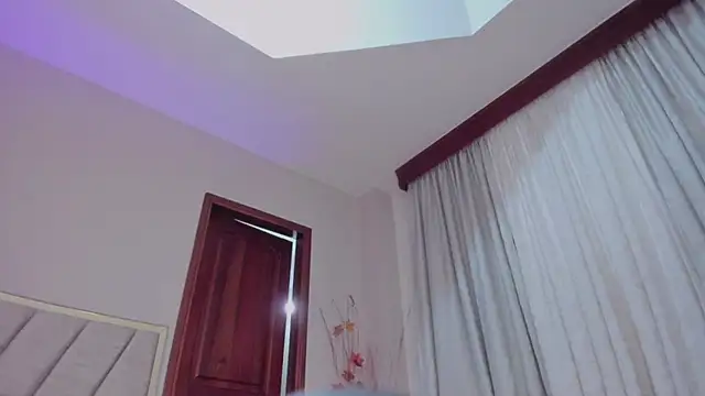 SeleneLujan webcam