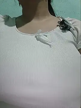 Shine_Mai webcam