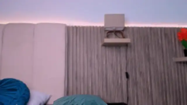 Lunita_naughty webcam