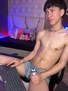 kaelwolf_tay webcam