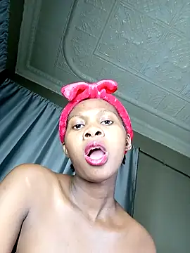 PussyFarrie webcam