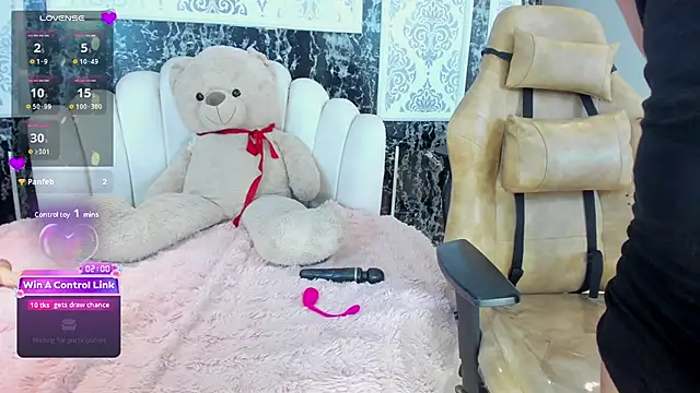 AngelinaAustin webcam