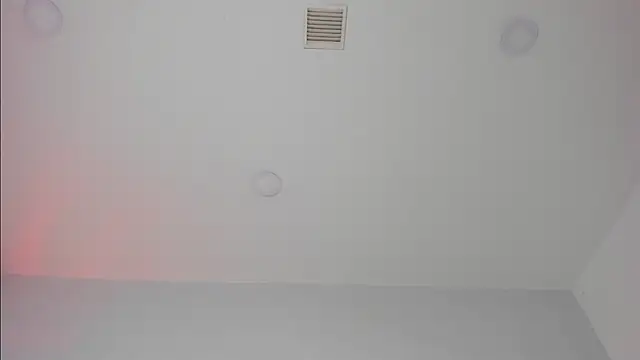 SarahDoll__ webcam