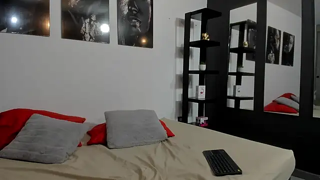 Ximena_Rossi webcam