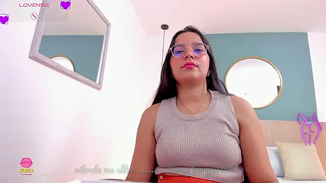 lucy_blue28 webcam