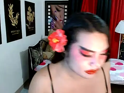 TSbrianaHugeCock webcam