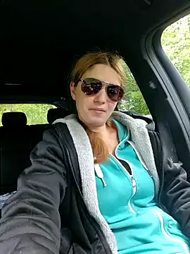 Mercedeswoman8 webcam