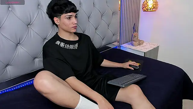 SamBlack_ webcam