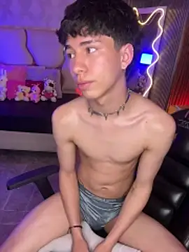kaelwolf_tay webcam