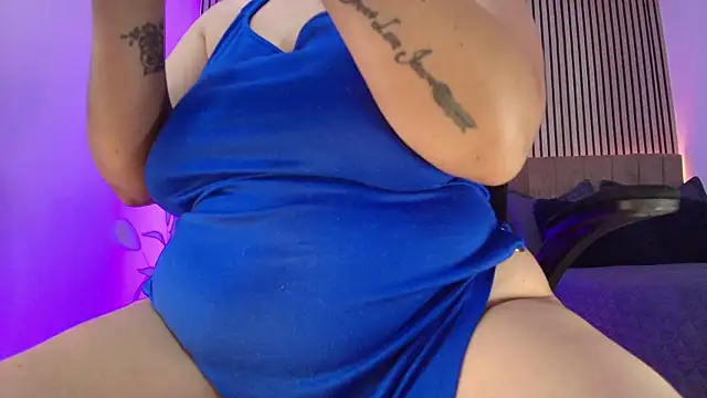 JuliRamirez webcam