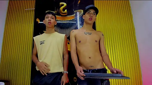 Guys_Latino_Hot webcam