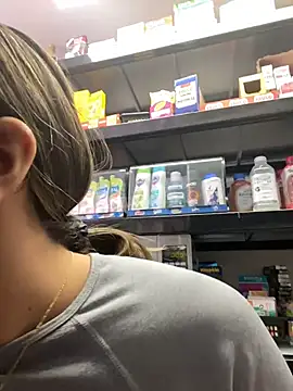 Andrea_19blonde