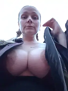 Bondgirl_013