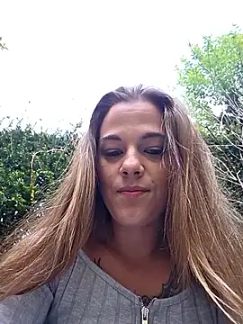 Luna_Lynn Live Webcam on Stripchat