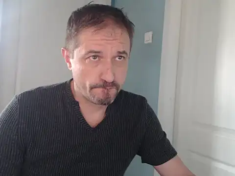 MisterFaithRO webcam