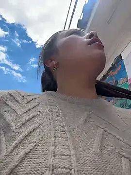 LIZ-06_ webcam
