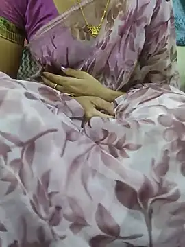 cuteteluguammmaie (Ask my age) - Oil with boobs