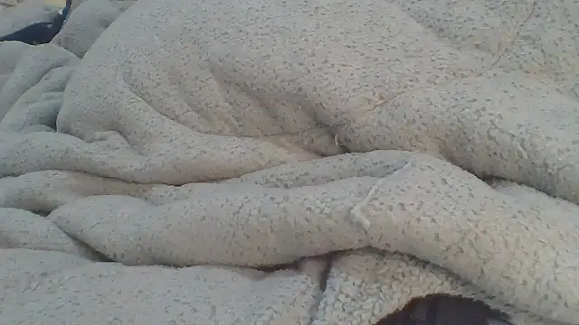 ndivhuwomuleya (Ask my age) - Gape pussy
