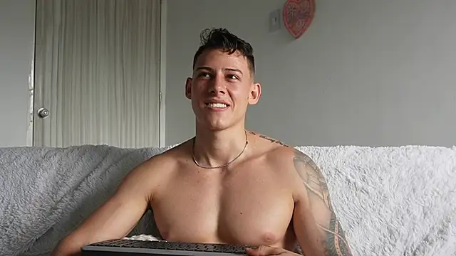 Muscle_King_Cum avatar