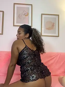aleja_montiel__ webcam