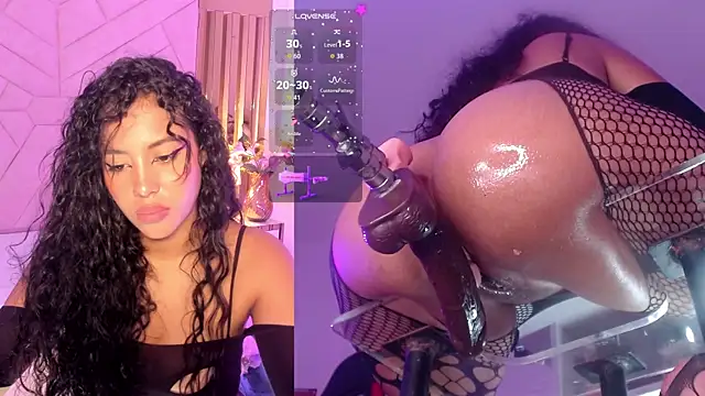 NicoleJons_ webcam