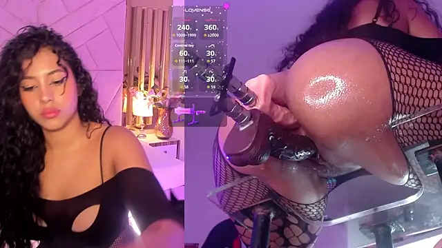 NicoleJons_ webcam