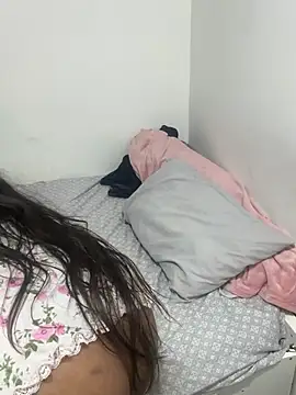 SluttyCouple69 webcam