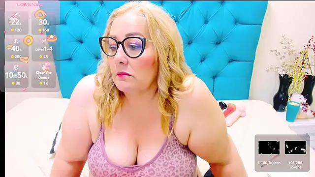 Nayla_Garner webcam