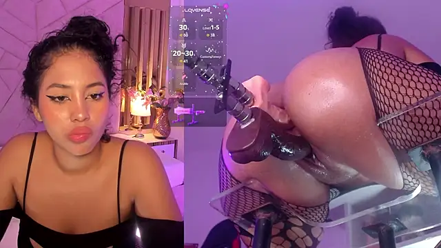 NicoleJons_ webcam
