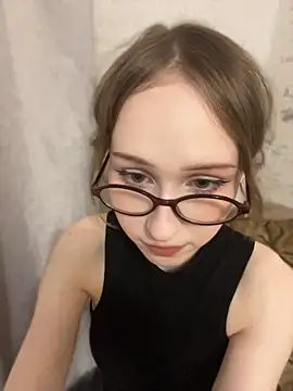 MeowyChans live sex cam