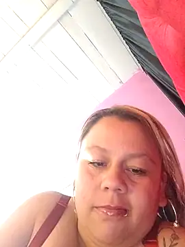 ScarletBigTitties webcam